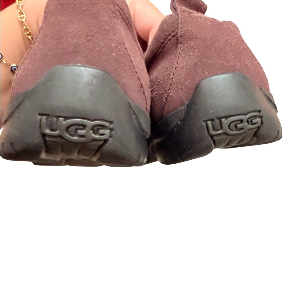 UGG womens Burgundy Slip-On Loafers size 10 - Picture 6 of 8